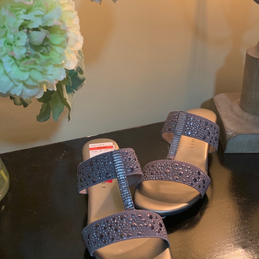 Size 6 sandals